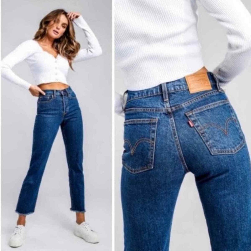Levi’s Wedgie Straight Leg Jeans